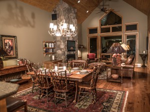 villa dinner section