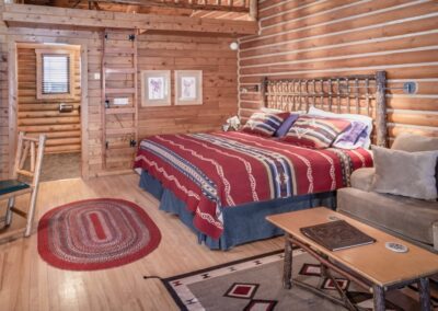 2016_Hideout_0820_Jan2016nwm